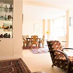 Hostnfly Apartments - Superb Apartment Close To The Eiffel Tower